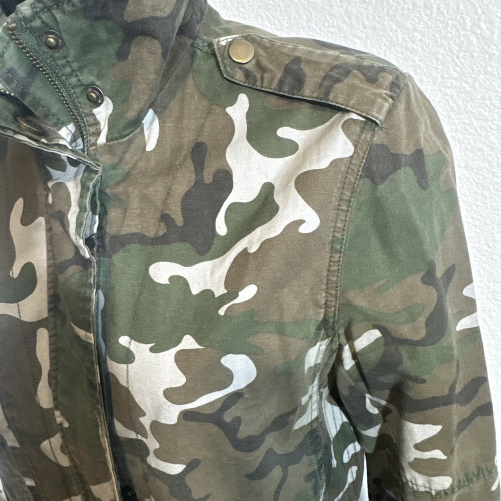 Womens Chore Coat Camo Jacket Size Medium Army Camouflage Military Love Tree - Picture 12 of 16
